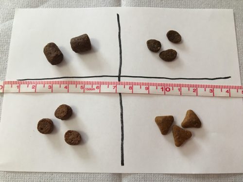 キャットフード4種の大きさ比較
