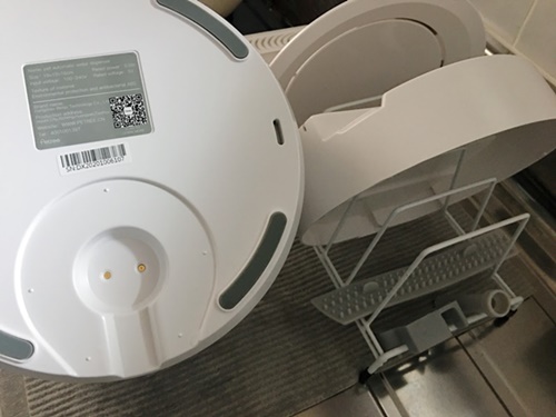 自動給水器を洗って乾燥
